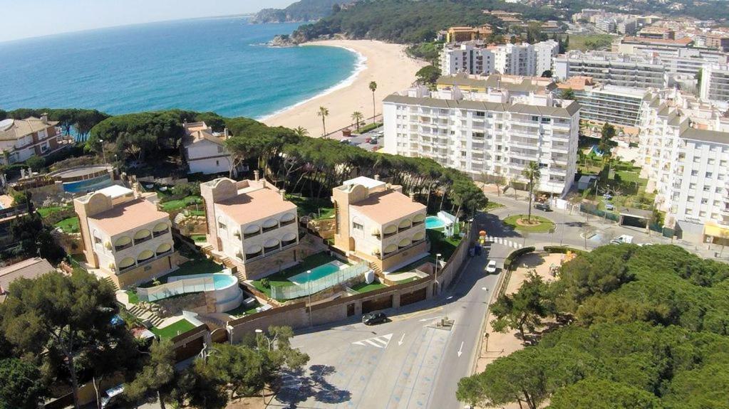 Al11 Apartamento Albert 滨海略雷特 外观 照片