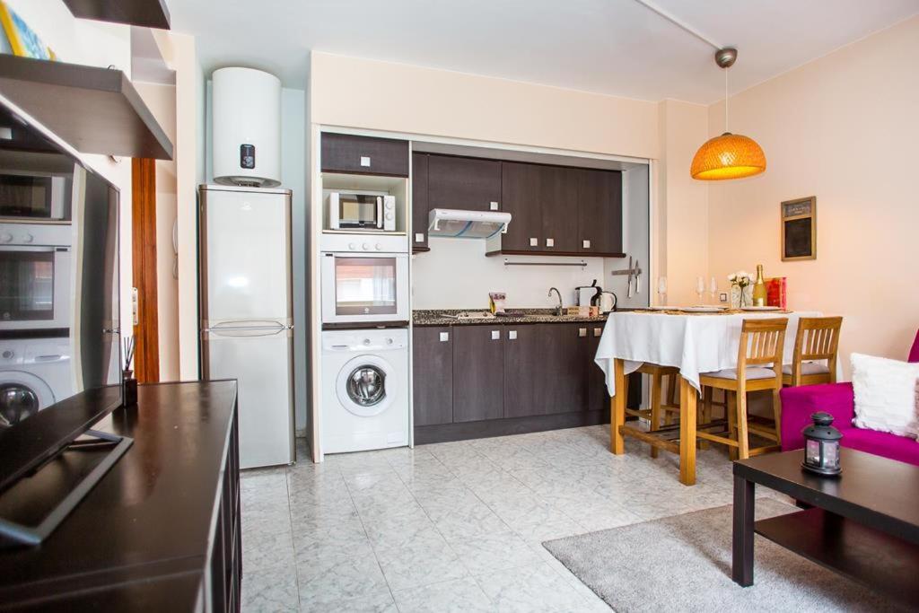 Al11 Apartamento Albert 滨海略雷特 外观 照片