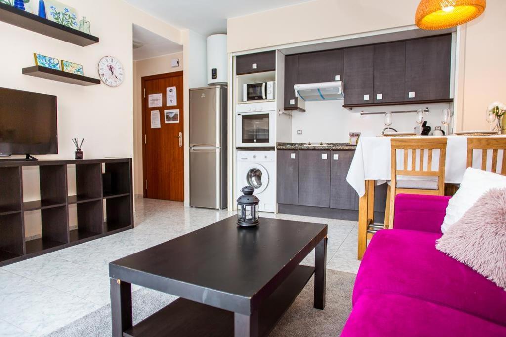 Al11 Apartamento Albert 滨海略雷特 外观 照片
